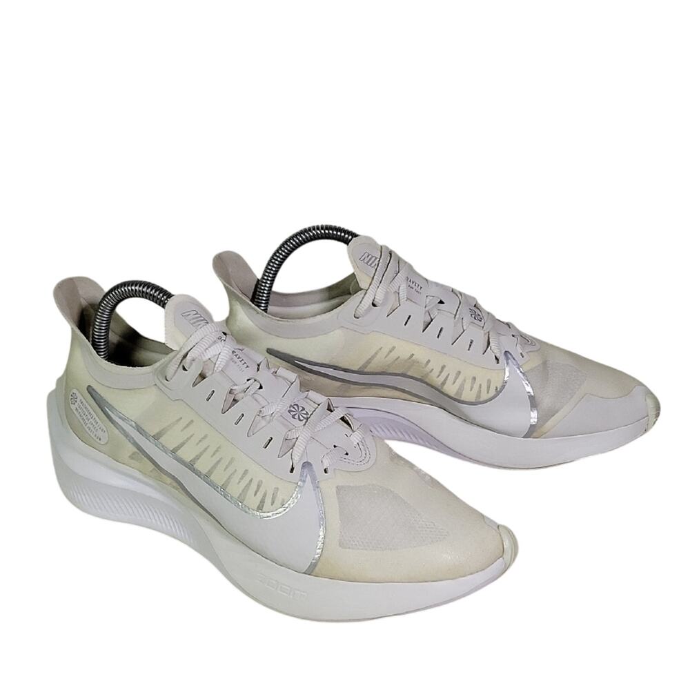 Nike Zoom Gravity Platinum Tint Metallic Silver Sneakers Womens Size 9.5